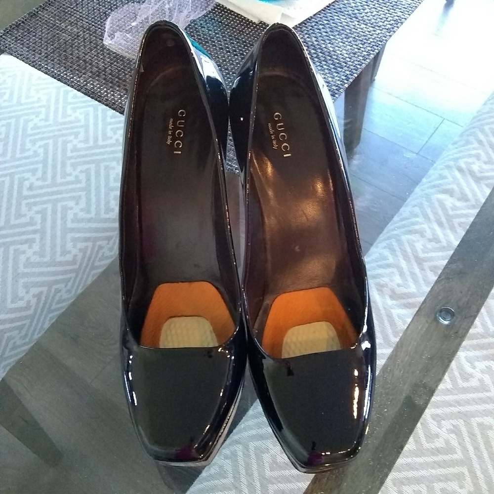 Gucci Heels - Picture 5 of 5